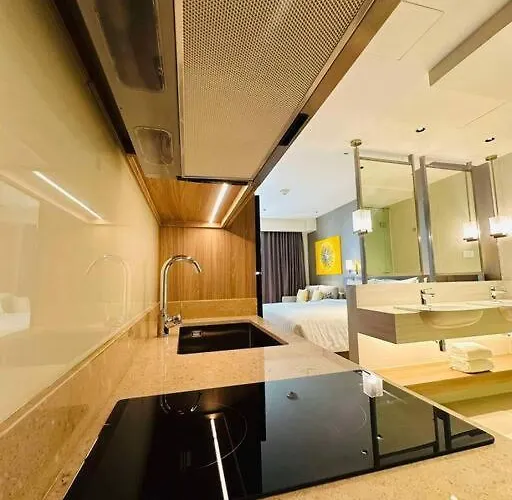 Novotel Aqua Residences Near Makati By Hamodi'scrib