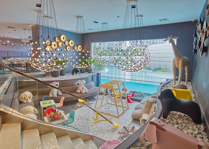 Novotel Aqua Residences Near Makati By Hamodi'scrib 马尼拉