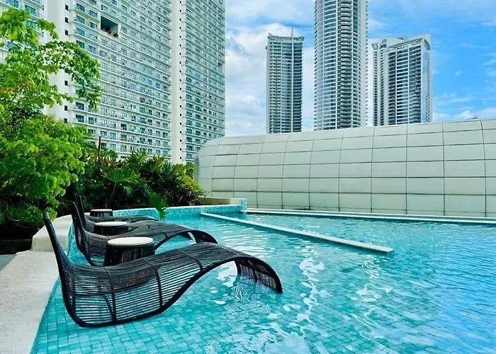 Novotel Aqua Residences Near Makati By Hamodi'scrib *